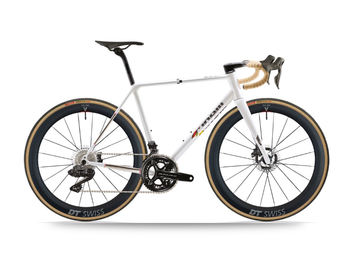 Cinelli Speciale Corsa XCR Made-in-Italy steel road bike, white colourway, side profile